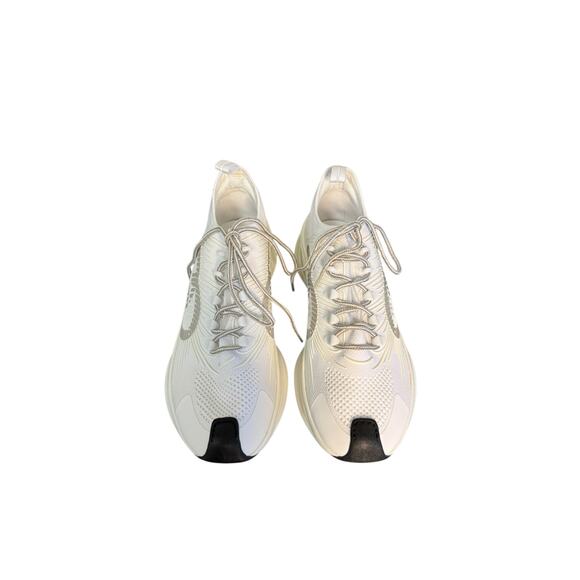 Gucci NIB Gucci Run Knit Sneakers in White Size 9.5 - Picture 3 of 10